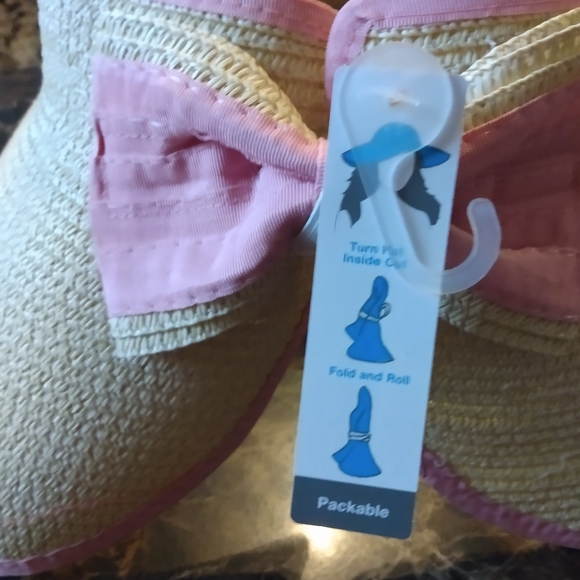 Women's Visor hats Lt pink,dk pink, black strawht $5each - Picture 10 of 13